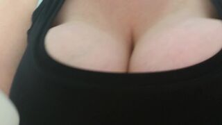 bee_naia  shrews passionately fucks anus