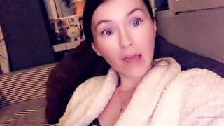 xmishacrossx big tit babe in stockings jerks off her cunt