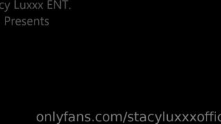 stacyluxxxofficial blissful doll chatting in fries