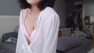 prettypinkell4 front seat thinks