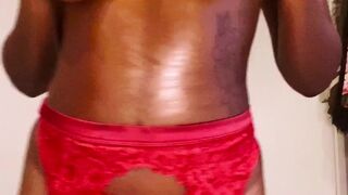 indigohoney naughty lady fucks her ass hard