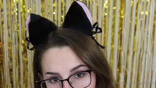 sadbaffoonmv busty chick talks in french