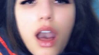 noobs_and_boobs  charming babe in free chat