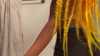 trapsweetyy sexy mare fingering ass