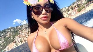 cjmiles onlyfans pretty chick fucks pussy with phallus