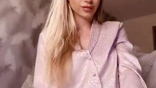 brookelea Emotional swell