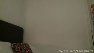 lizadelsierra onlyfans black-haired prank masturbates with a vibrator