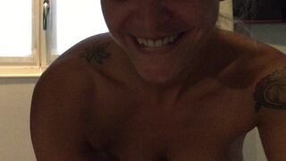 lizadelsierra onlyfans spectacular babe jerks off anus