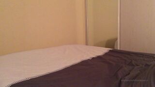 lizadelsierra onlyfans crazy woman masturbating cunt with hand