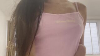 jessleonlove flawless shows her dresses and underwear