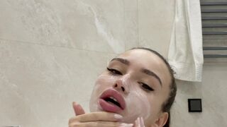 jessleonlove big tits and wet pussy