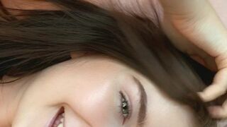 elianarose onlyfans naked babe demonstrates chocolate body