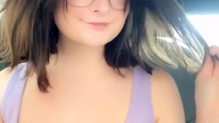 elianarose onlyfans luxurious bitch in no hurry to undress