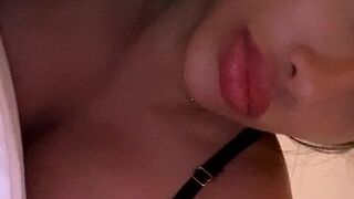 cjmiles onlyfans crazy chick fondles her cunt by hand