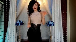 adysweet onlyfans elegant slut caresses shaved pussy