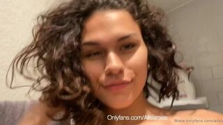 alisiaraee_Get onlyfans cute doll doll masturbates pussy