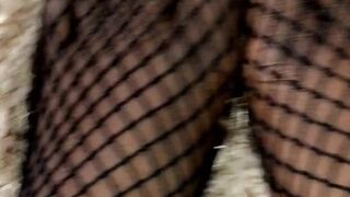 FOSHPOSH onlyfans shows her sweet holes