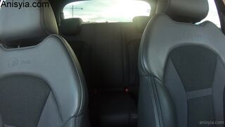 anisyia onlyfans pretty chick fucks pussy with phallus