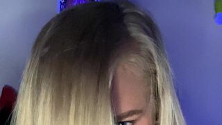 mysteriouzwoman onlyfans amazing babe jerking her shaved cunt