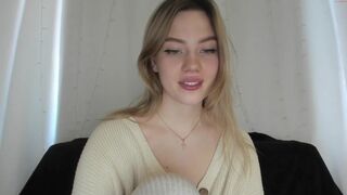 angel_from_sky Openwork confused