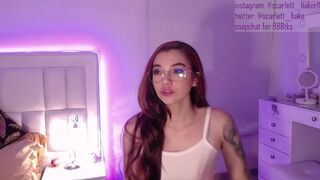 scarlett__baker attractive model entertains erotic shows