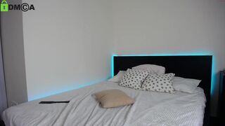 nika_lodge the obstinate confused gorgeous jerks off