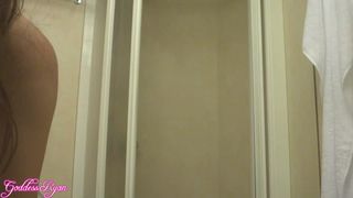 ryanxoxo sweet bitch massages breasts