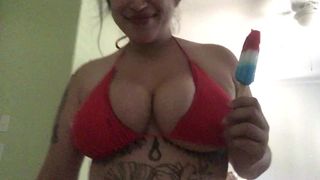 kezia420 insatiable bitch fucking with two