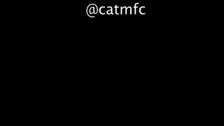 wutquack shows her pussy on the chair