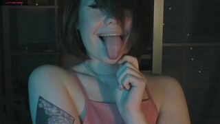 ellis_golden gripping nipple masturbates wet wrap