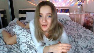 sonjashy hot lady furiously twirling big ass