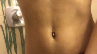 BellaVale  young sluts dance striptease