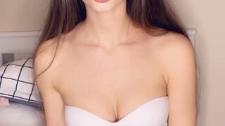 solazola Spicy brunette