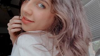 Princess Violette delicious bitch pulls her holes