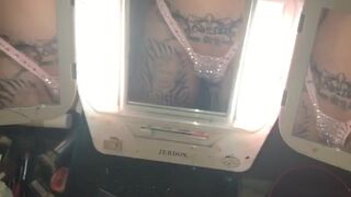 Luna Love Luxurious chick