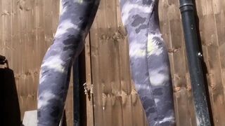 Tiffany Towers harlot posing in pantyhose