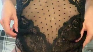 Tiffany Towers depraved beauty masturbates pussy