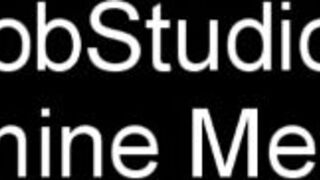 Jasmine Mendez showing off her young body