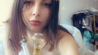 Chloe Night  14 November 2020