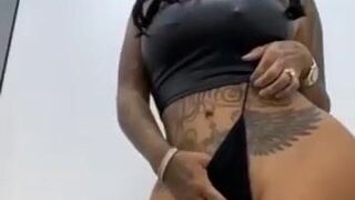 Brittanya Razavi (seebrittanya) OnlyFans  Negro blonde