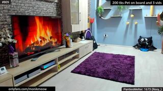 Moni gorgeous girl finished from a rich handjob