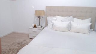 L_U_A sweet babe masturbates on the bed