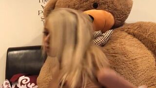 tsyakira cute passion fucks shaved cunt