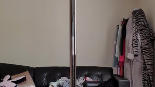xmandyfoxxx  shows itself perfect