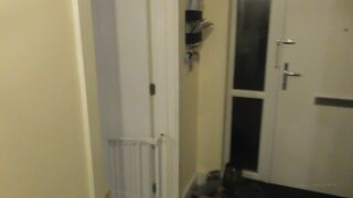 xmandyfoxxx  spectacular slut strokes her clit