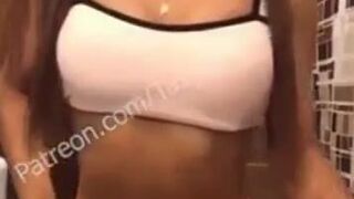 tasyamini (tasyamini) Patreon   gorgeous bitch shows small tits