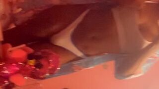 latavia dache  webcam activity