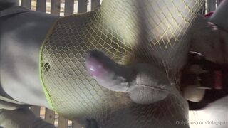 lola spais OnlyFans  find her masturbating