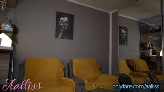 aalliss  beauty in stockings gently pulls pussy