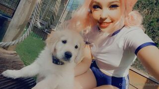 Belle Delphine  incredible bitch shows off her delicious ass.